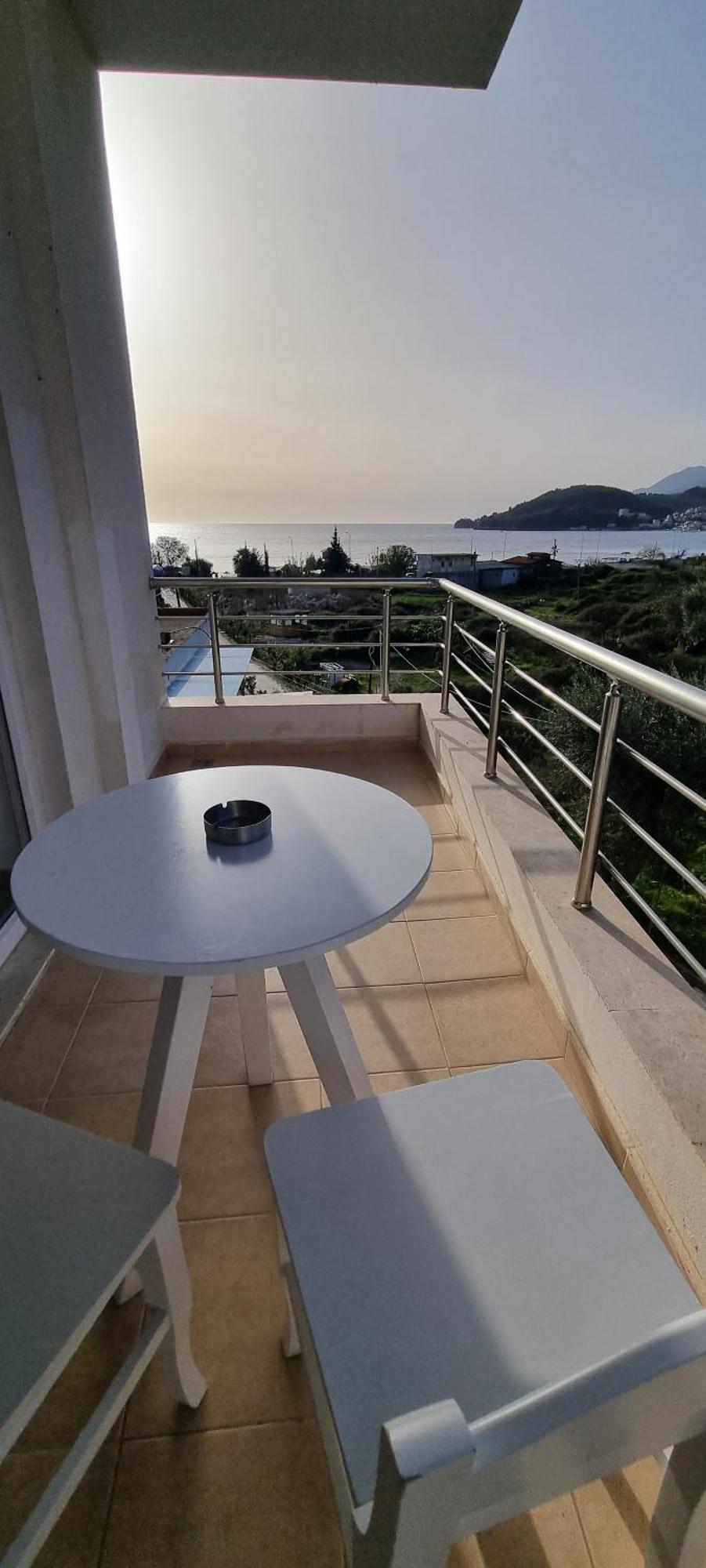 The Sunny Side Himare Exterior foto