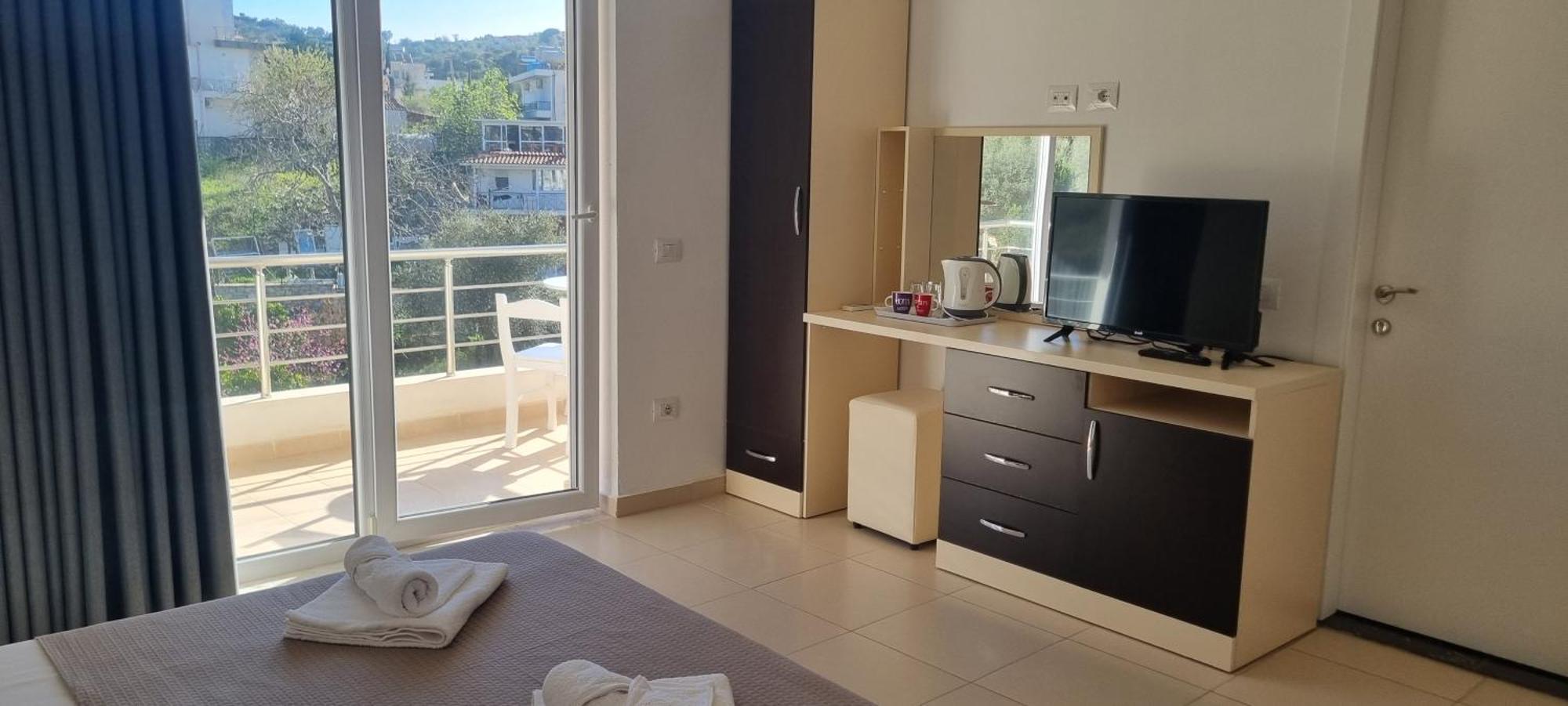The Sunny Side Himare Exterior foto