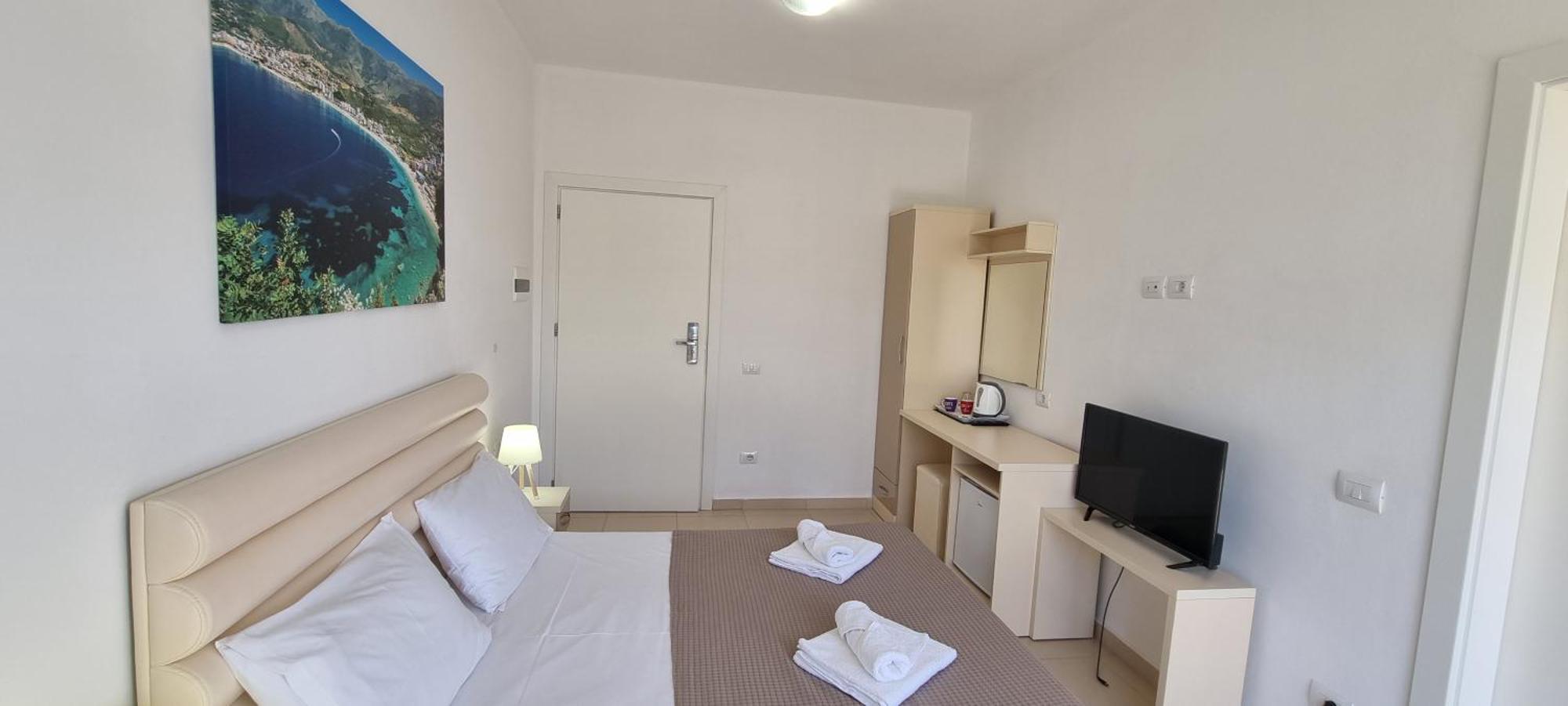 The Sunny Side Himare Exterior foto
